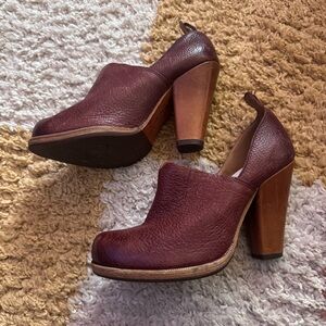 Korks Kork-Ease Clog Heels 6.5